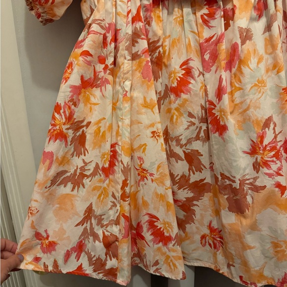 Abercrombie & Fitch Floral Puff-Sleeve Mini Dress in Pink & Peach - Picture 6 of 7